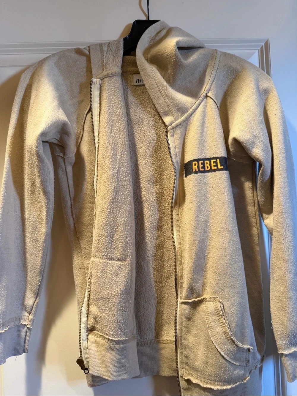 Vintage Havana Beige Zip-Up Hoodie with Black 'ROCK STAR' Graphic